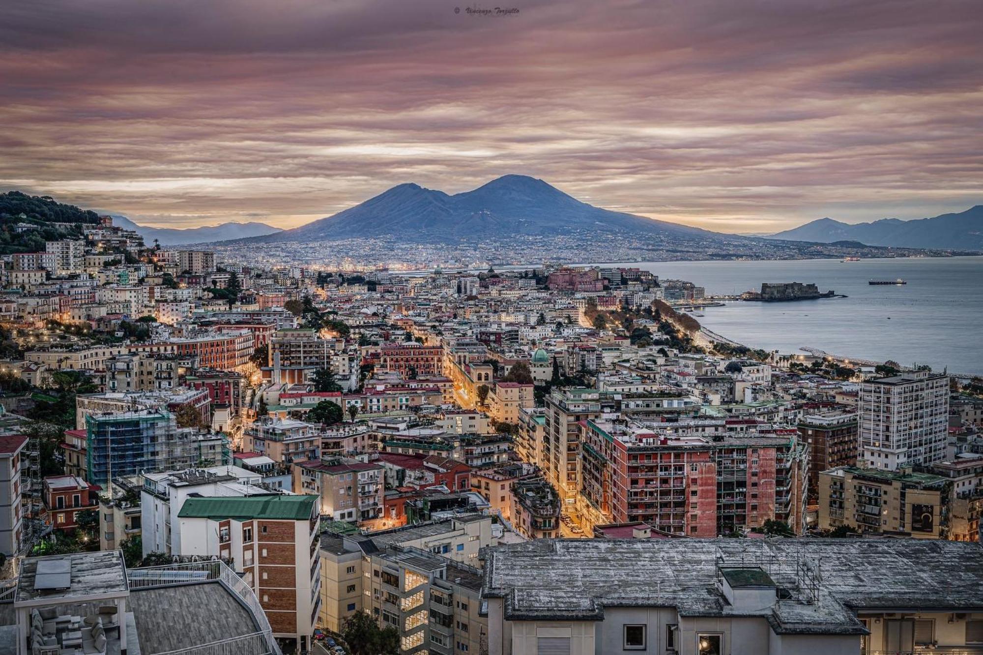 Chiaia Bilocale Panoramico Villa Napoli Eksteriør billede